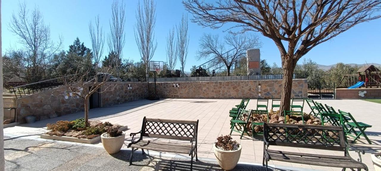 Cortijo La Torre De Caniles La Vega  Zewnętrze zdjęcie